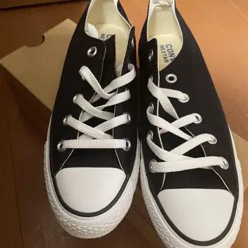 (새상품, 미사용) CONVERSE 스니커즈 22.5cm