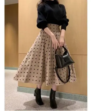 snidel 프린트 볼륨 플레어 스커트