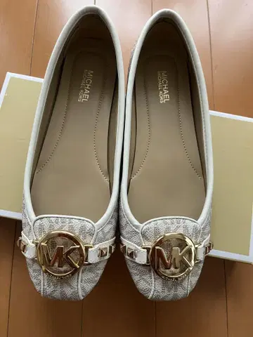 MICHAEL KORS 플랫슈즈
