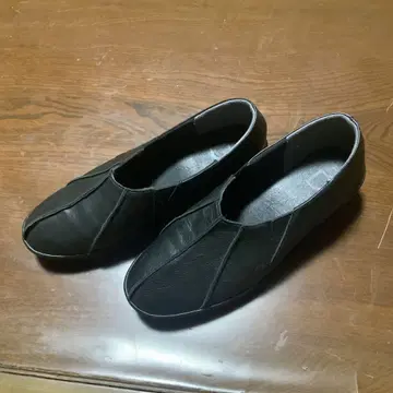모드 에 자코모 디씨 슬립온 블랙