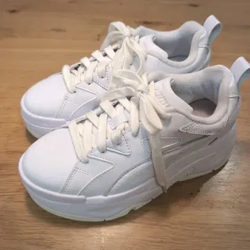푸마 PUMA BLSTR CLUB48 블래스터 우먼 통굽