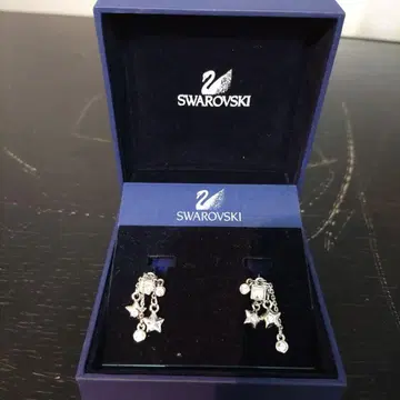 VMPD7-718-21 Swarovski 별 참 귀찌