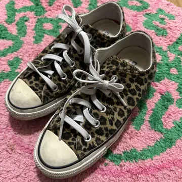 CONVERSE REACT 레오파드 무늬 스니커즈 JPN 23