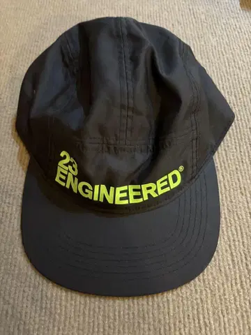 23 ENGINEERED 블랙 캡