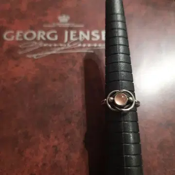 새상품급 GEORG JENSEN 로즈 쿼츠 x 실버 반지 약 11호