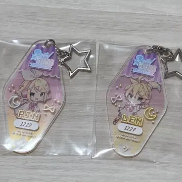 하츠네 미쿠 데지스타 아크링 키링 린 렌