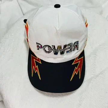 G-DRAGON POWER 캡 빨검 x 번개 비쥬 부착 파워 캡
