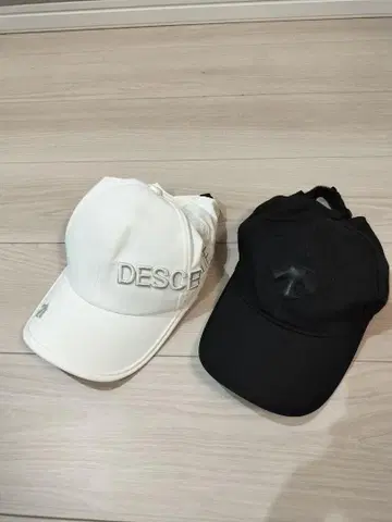 DESCENTE 캡 2점 세트