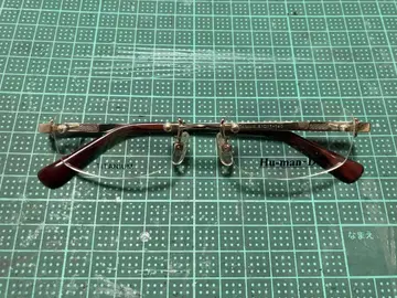 Hu-man 티타늄 투 포인트 안경