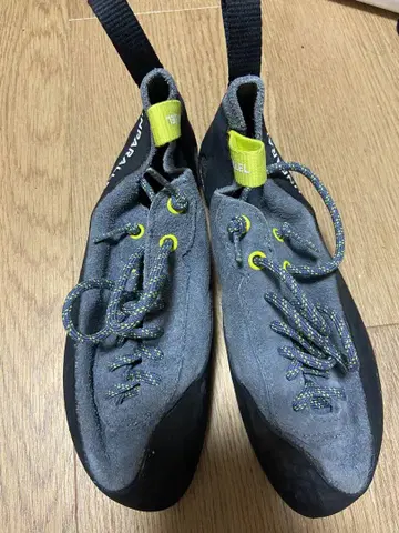 언패러렐 인게이지 레이스업 US5 23cm