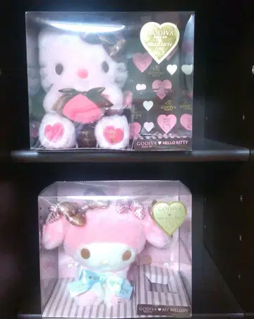 GODIVA 헬로키티 & 마이멜로디 봉제 인형 두 개