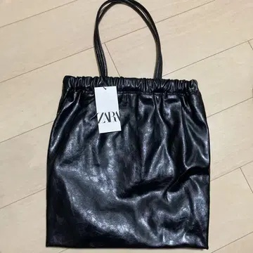 ZARA 블랙 숄더백