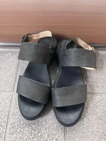 샌들