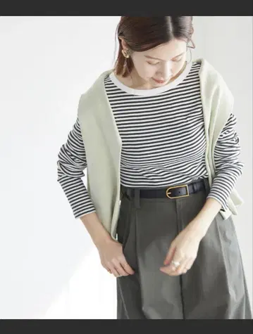 IENA 보더 골지 T셔츠 네이비