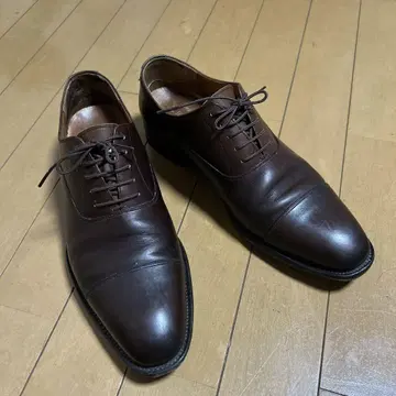 Scotch grain 브라운 가죽 신발