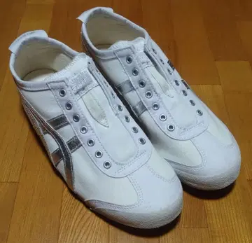 오니츠카타이거 MEXICO 66 슬립온 25.5cm