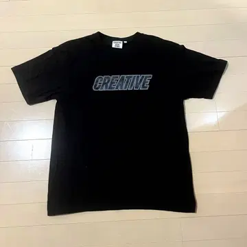 신상 CREATIVE DRUG STORE 반사판 티셔츠
