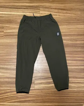스탠다드 캘리포니아 Comfortable Stretch Pants
