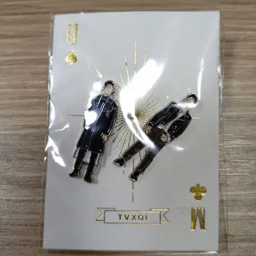 동방신기 TVXQ 핀 배지 5 x 7cm