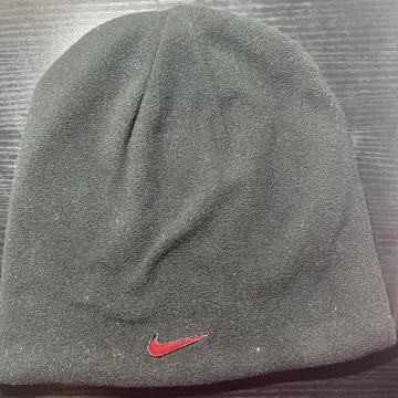 Nike 니트 모자 블랙 빨강 바이컬러