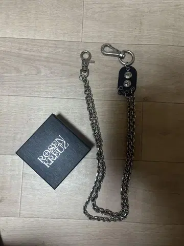 로젠크로이츠 지갑 체인 신작