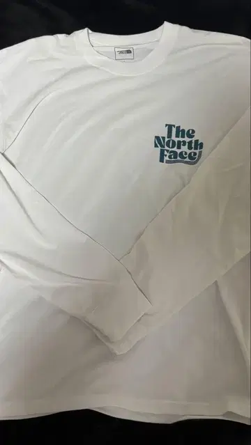 The North Face 화이트 롱 T셔츠 L 사이즈