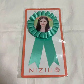NiziU 로제트 캔배지 마유카