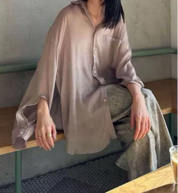 CLANE CHAMBRAY LOOSE SHIRT