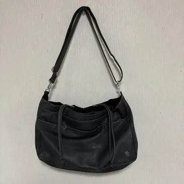 만다리나덕 MANDARINA DUCK 숄더백