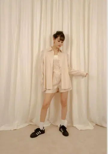 ER emma 벨로아 탱크탑 크림 미사용 새상품
