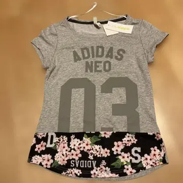 adidas 여성용 티셔츠 S 사이즈