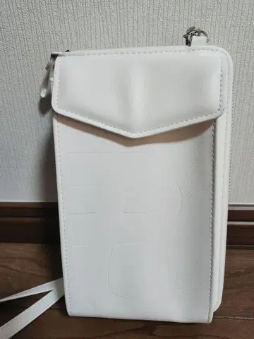 하마사키 아유미 스마트폰 지갑