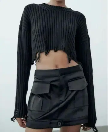 ZARA 데미지 크롭 니트 카키