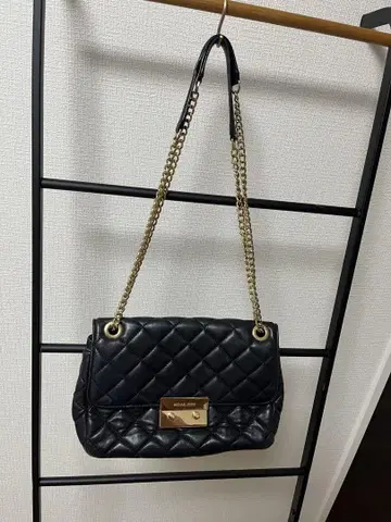 MICHAEL KORS 마이클 코스 블랙 백 개인 물품 브랜드 새상품급