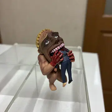 사람을 잡아먹는 거인 캡슐Q 캐릭터즈 진격의 거인