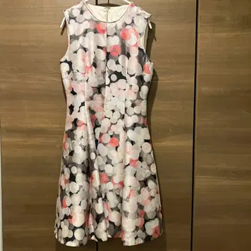kate spade 슬리브리스 무릎 기장 원피스 2-A
