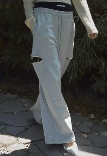 josemoon SLIT SWEAT PANTS with PEARL