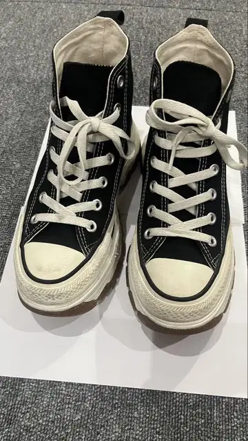 Converse All Star 블랙 하이컷 스니커즈