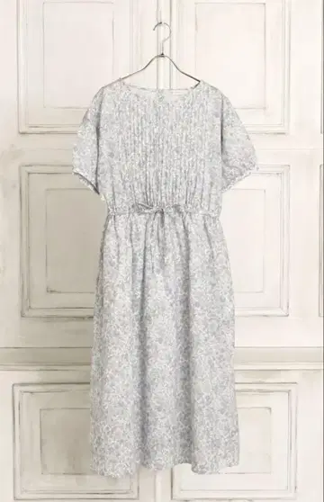 새상품급 애프터눈 티 리버티 프린트 핀턱 원피스