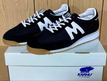 KARHU 스니커즈 블랙/화이트 새상품 26.0