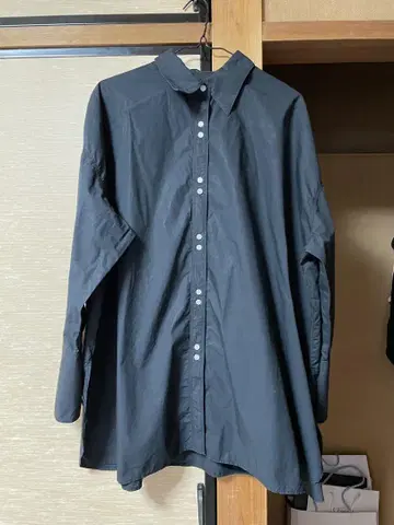 JEANASSIS 70CW 버튼 컬러 BIG 셔츠 블랙