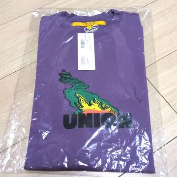미사용 새상품 UNION 반팔 티셔츠
