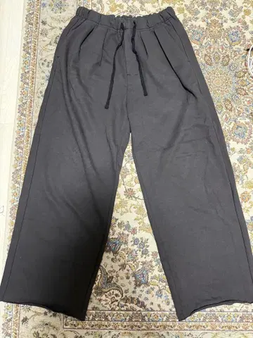 25FW ANCELLM TUCK SWEAT PANTS 올리브 1