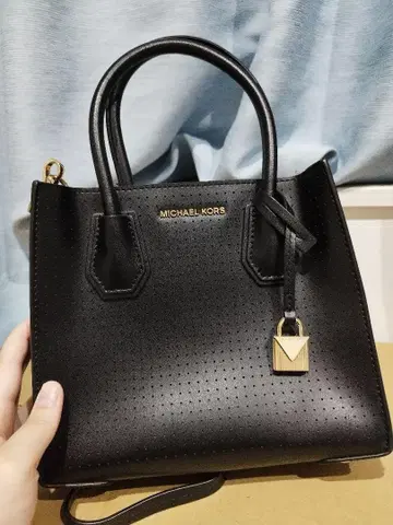 MICHAEL KORS 블랙 숄더백