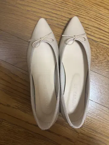 (새상품급) 베이지 스틸레토 발레 슈즈