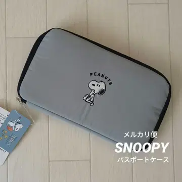 새상품 스누피 멀티 파우치 여권 케이스 그레이