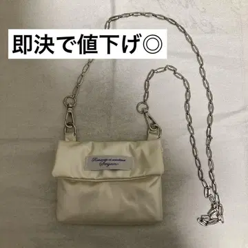 smyeon 스미 체인 컴팩트 립 파우치 화이트
