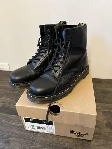 Dr. Martens 8홀 26cm (1460 10072004)