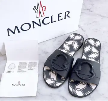 MONCLER 엠블럼 플랫 러버 샌들 네이비 사이즈 37