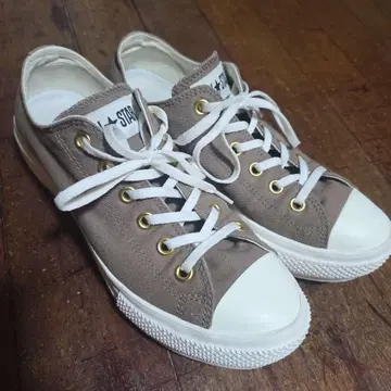 CONVERSE 브라운 캔버스 스니커즈